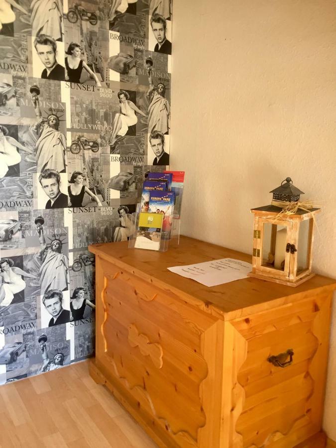 Moments Apartment Руст Екстер'єр фото
